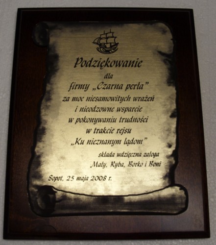 dyplom, dyplomy nr 100 Dyplom grawerowany na laminacie metalizowanym w formie zwoju na desce  bukowej