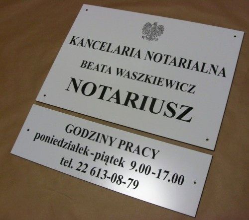 szyldy z laminatu nr 67 Szyld  notarialny grawerowany  laminat biay