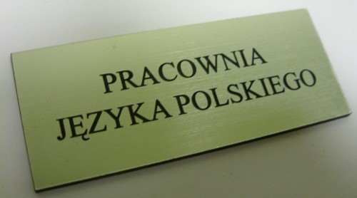 Tabliczka na drzwi grawerowana nr 18 Tabliczka grawerowana z laminatu metalizowanego - srebrny szlifowany LZ 991